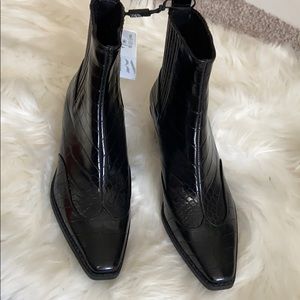 NWT Zara boots